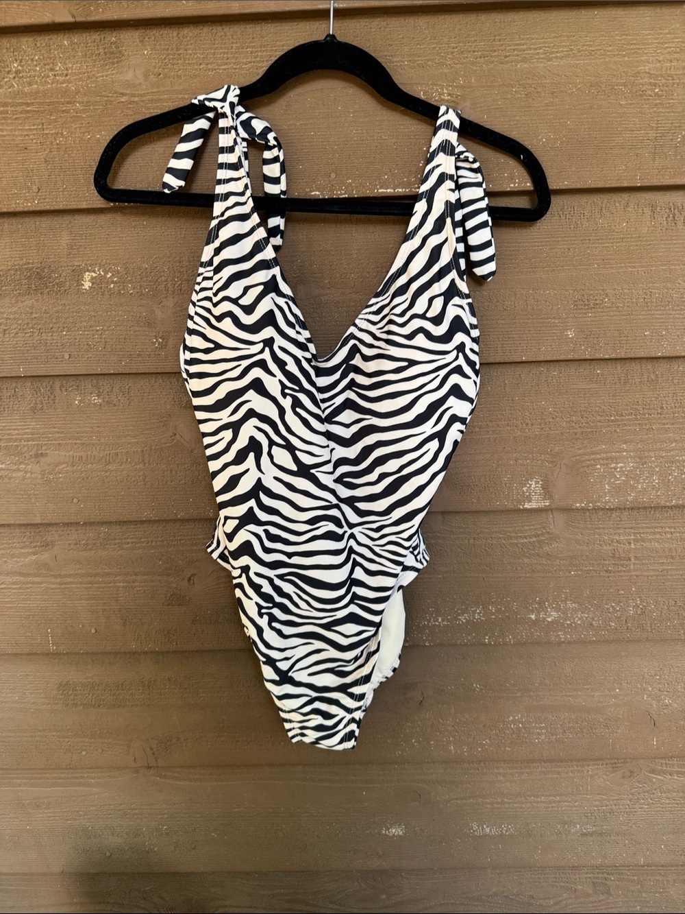 Sanctuary Tan and Brown Zebra-Print Tie-Shoulder One-Piece Swimsuit size Medium